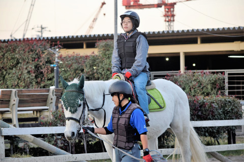 オープンキャンパスでの乗馬体験